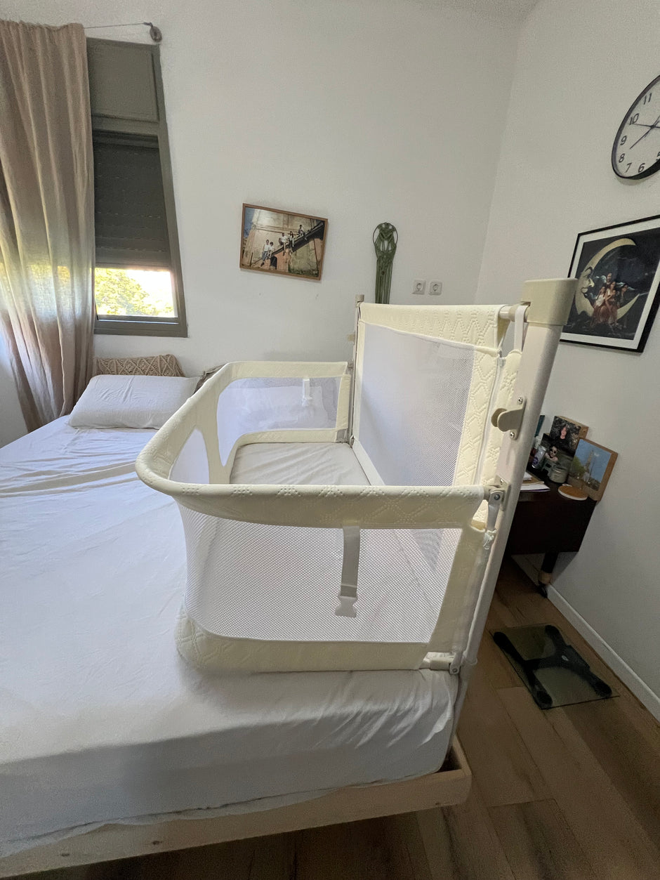 Minigo Safe Nest - מתחם שינה למיטת ההורים נייד ומוגן לתינוק