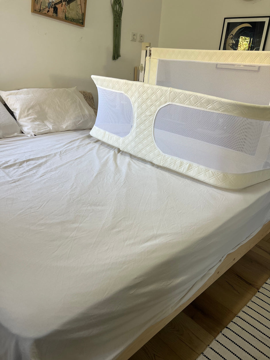 Minigo Safe Nest - מתחם שינה למיטת ההורים נייד ומוגן לתינוק