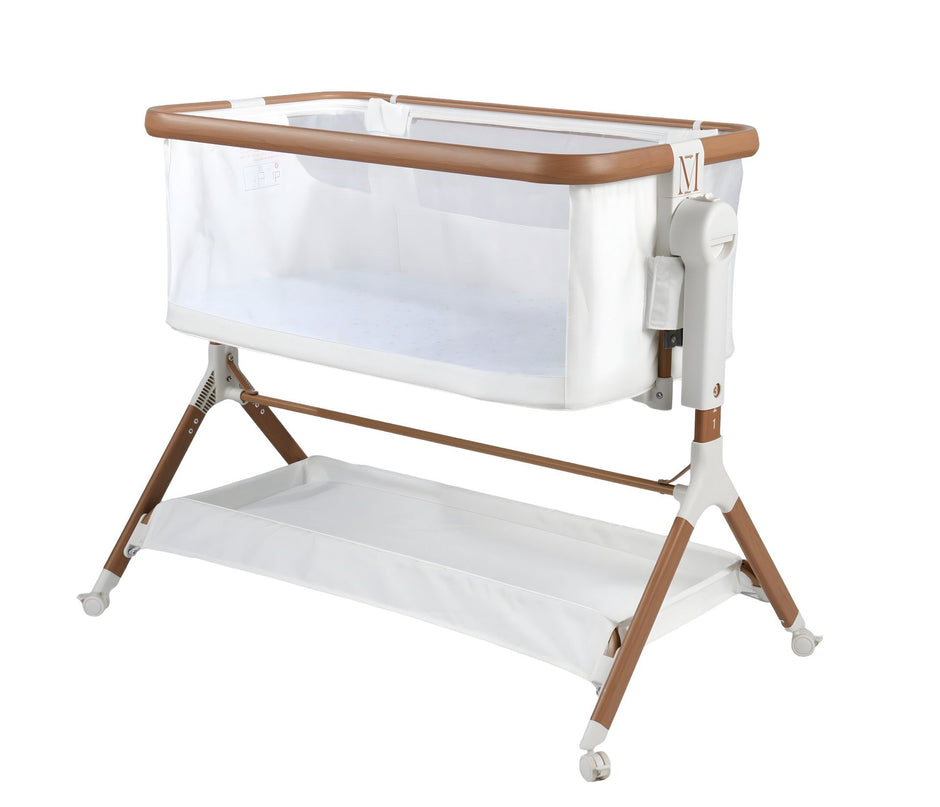 עריסה נצמדת (מתחברת)למיטת ההורים על גלגלים 3 ב 1 מיני גו דלוקס אייר- minigo DELUXE AIR צבע:שמנת דמוי עץ